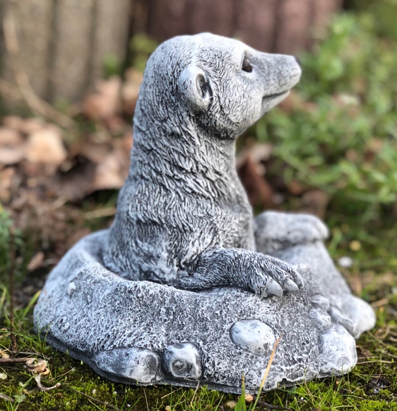 Steinfigur Erdmännchen im Hügel Steinguss Frostfest Garten Deko Wetterfest